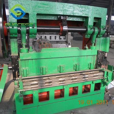Çin Dekoratif inşaat malzemeleri için paslanmaz çelik genişletilmiş metal yapım makinesi Tedarikçi