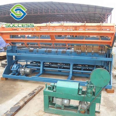 Çin Beyaz 3-6 mm çaplı tel örgü makinesi yüksek performanslı Tedarikçi
