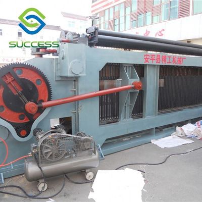 Çin Maksimum Genişliği 4300mm Gabion Kutusu Makine Dayanıklı Ve Sağlam İnşaat için Tedarikçi